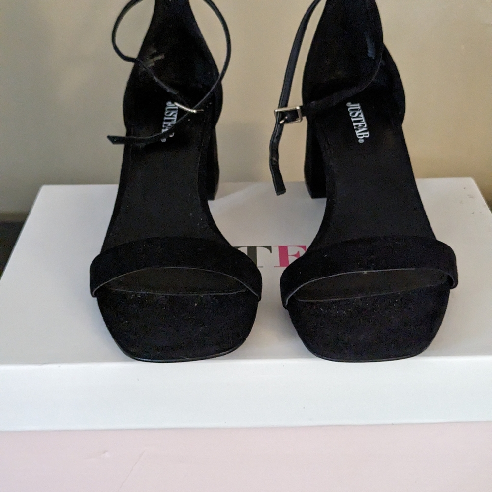 Black block heeled sandals. Size 8